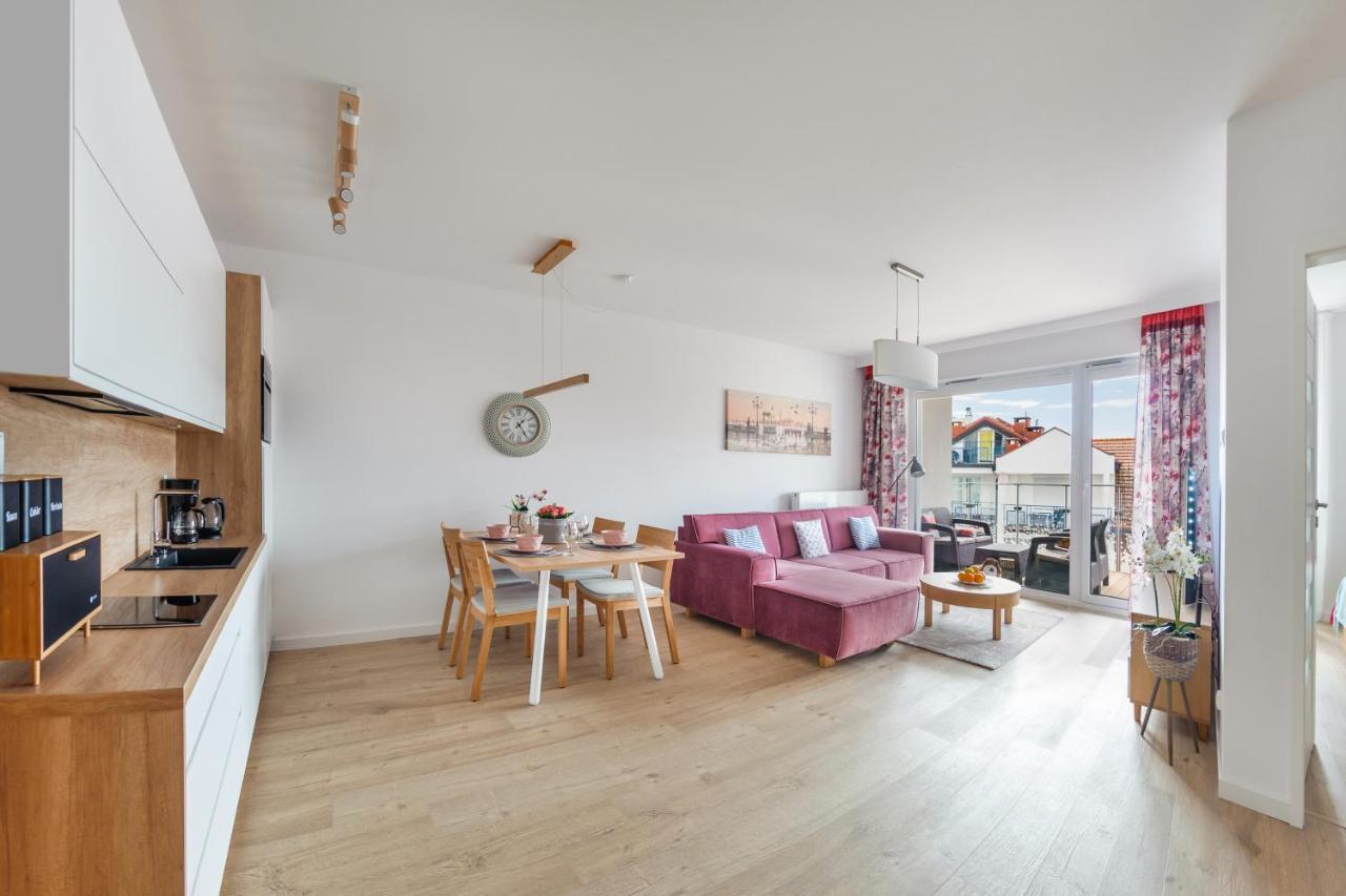 Apartamenty Sun & Snow Nadmorskie Tarasy Z Basenem 科沃布热格 外观 照片